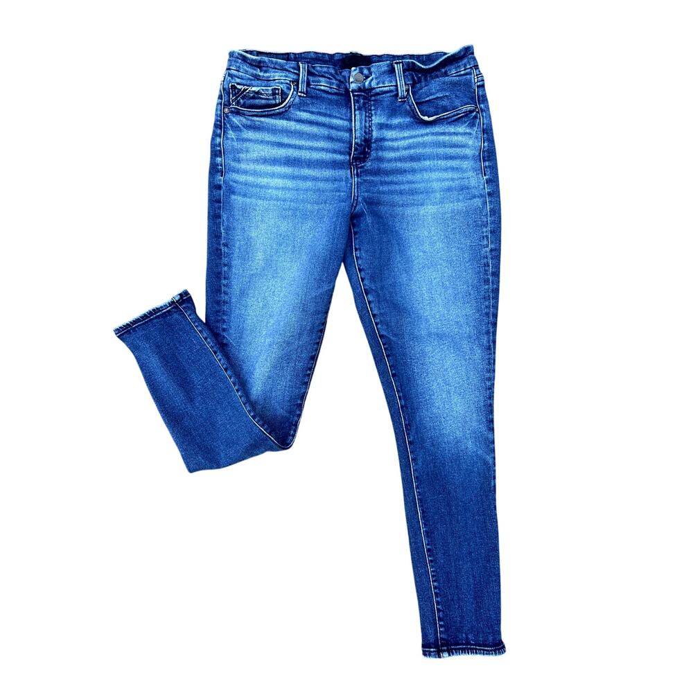 Buckle high rise skinny jeans size 33x28.5